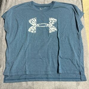 Under Armour T shirt